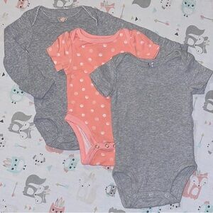 Newborn Baby Bundle- Onesies, long sleeve with fold over mittens, short sleeve